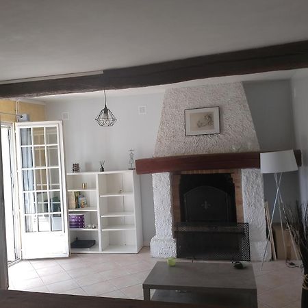 La Petite Maison Sainte-Gemme-Moronval Εξωτερικό φωτογραφία